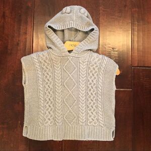 Grey hoodied sweater pancho